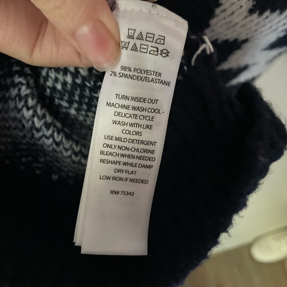 Cupcakes & Cashmere Fair Isle Cardigan and Hat Set Size XS NWT - Picture 6 of 10